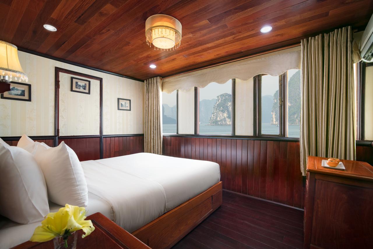 Garden Bay Legend Cruise Hotel Ha Long Bagian luar foto